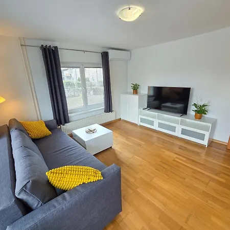 Apartma Samaja 公寓